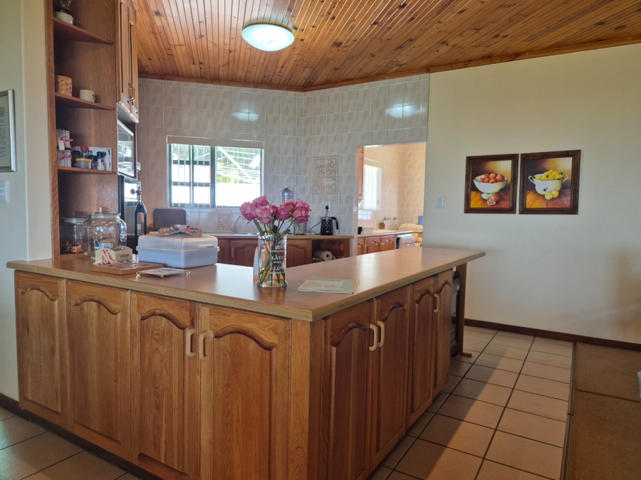 4 Bedroom Property for Sale in Stilbaai Wes Western Cape